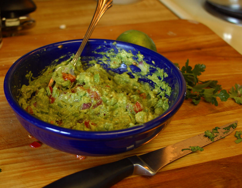 Receta de Guacamole Mexicano Clásico: Cómo hacer el mejor guacamole paso a paso